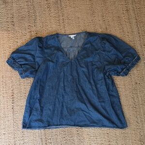 Draper James Heidi V-Neck Top in Chambray